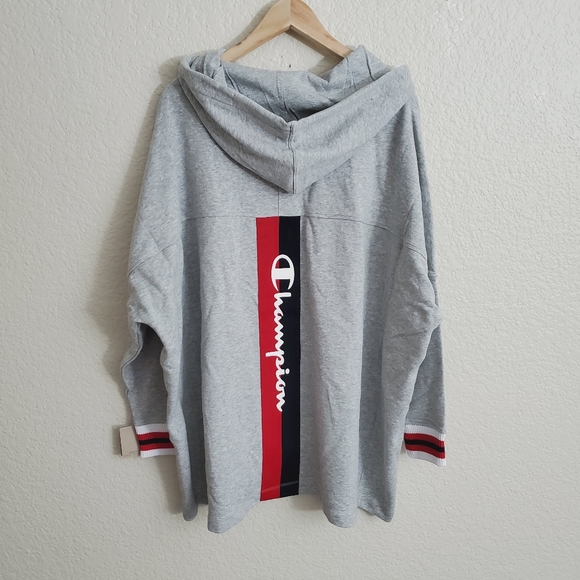 Champion - Picture 10 of 12